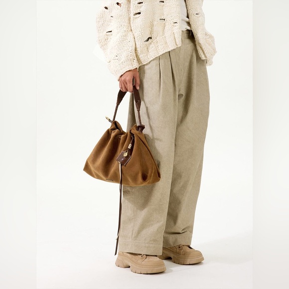 Small Gather Bag Set - Ochre Suede - Picture 5 of 13